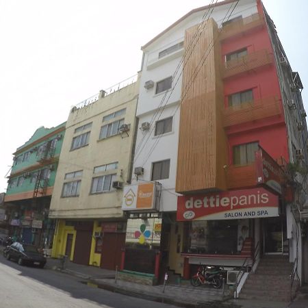 Oriental Pension Plaza Ormoc Exterior photo